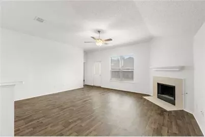 10912 Fawn Valley Drive, Fort Worth, TX 76140 - Photo 4