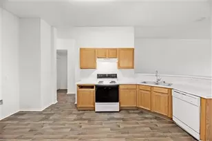 10912 Fawn Valley Dr, Fort Worth, TX 76140 - Photo 6