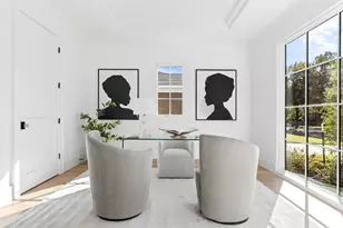 9826 Mixon Dr, Dallas, TX 75220 - Photo 4