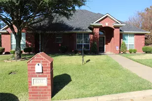 2131 Deer Run, Denison, TX 75020 - Photo 2