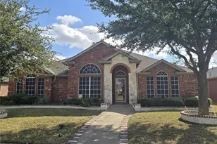 3414 Manor Dr, Rowlett, TX 75089 - Photo 1