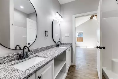 313 N Main Street, Randolph, TX 75475 - Photo 16