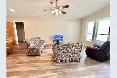 318 E 4th Street, Lindsay, TX 76250 - Photo 18