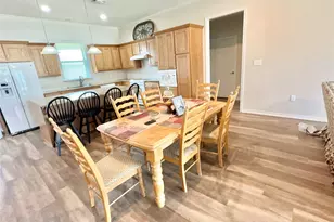 318 E 4th St, Lindsay, TX 76250 - Photo 4