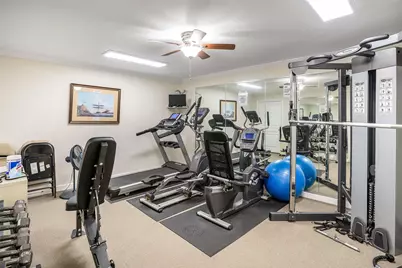 832 Beechcraft Avenue, Grand Prairie, TX 75051 - Photo 36