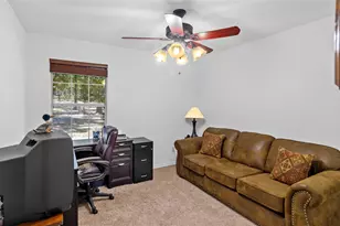 240 Paradise Canyon Cir, Paradise, TX 76073 - Photo 20