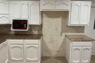 1522 Lee Ave, Fort Worth, TX 76164 - Photo 10