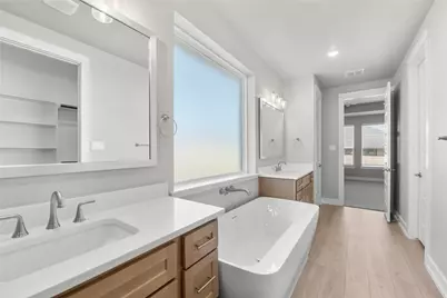 303 Boots Court, Lorena, TX 76655 - Photo 14