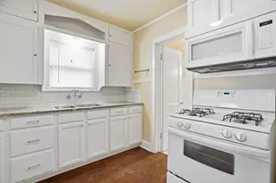 3830 W 6th St, Fort Worth, TX 76107 - Photo 10