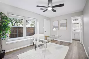 2700 Club Ridge Dr, Lewisville, TX 75067 - Photo 4