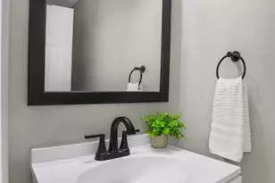 2700 Club Ridge Dr, Lewisville, TX 75067 - Photo 16