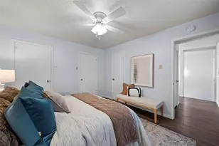 1915 S 10th St, Waco, TX 76706 - Photo 18