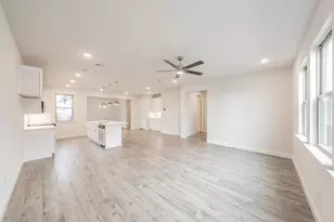 9709 Thorncrown Ln, Fort Worth, TX 76179 - Photo 4