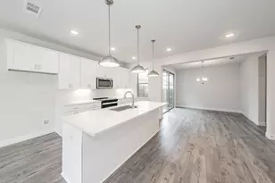 9709 Thorncrown Ln, Fort Worth, TX 76179 - Photo 10