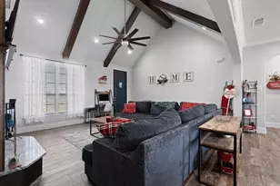 6033 Berry Ridge Ln, Joshua, TX 76058 - Photo 4