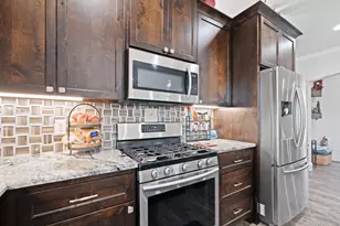 6033 Berry Ridge Ln, Joshua, TX 76058 - Photo 10