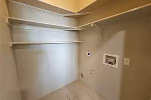 393 Ivan Dr, Lewisville, TX 75067 - Photo 10