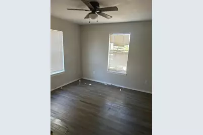 307 S Jernigan Street, Bells, TX 75414 - Photo 10