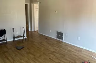 307 S Jernigan St, Bells, TX 75414 - Photo 6