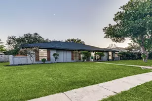 2516 Skiles Dr, Plano, TX 75075 - Photo 2