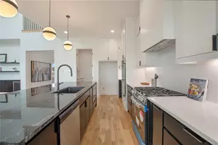 425 Whispering Wy, Red Oak, TX 75154 - Photo 8