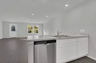 135 Sienna Dr, Alvord, TX 76225 - Photo 10