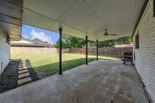3837 Kimball Ridge Dr, Dallas, TX 75233 - Photo 10