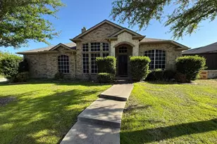 1261 Highbluff Ln, Rockwall, TX 75087 - Photo 2