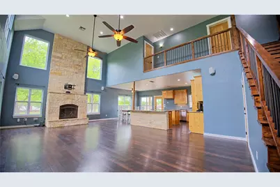 209 E Meadows Street, Saint Jo, TX 76265 - Photo 4