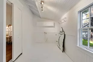 2105 Lipscomb St, Fort Worth, TX 76110 - Photo 24