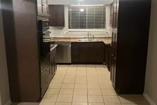 3717 Cranston Ct E, Irving, TX 75062 - Photo 4