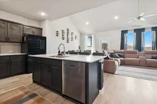 2905 Beau Daniel Dr, Royse City, TX 75189 - Photo 10