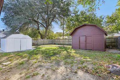 109 Harper Court, Grand Prairie, TX 75051 - Photo 32