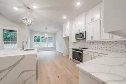 6421 St  George Court, North Richland Hills, TX 76180 - Photo 10
