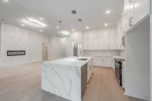 6425 St George Ct, North Richland Hills, TX 76180 - Photo 18