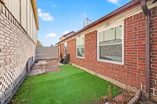 6937 Cheswick Dr, North Richland Hills, TX 76182 - Photo 24