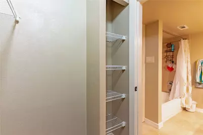 4777 Cedar Springs Road #8 J, Dallas, TX 75219 - Photo 12