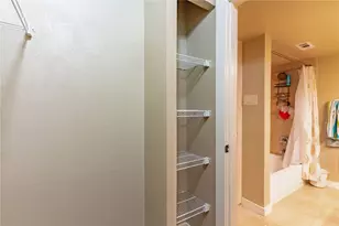 4777 Cedar Springs Rd, Dallas, TX 75219 - Photo 12