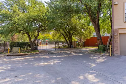 4777 Cedar Springs Road #8 J, Dallas, TX 75219 - Photo 30