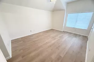 10076 Wake Bridge Dr, Frisco, TX 75035 - Photo 2