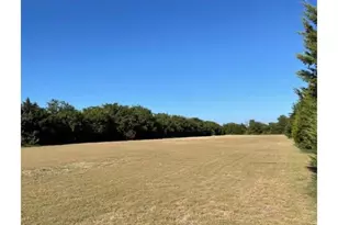 1910 S Westmoreland Rd, Glenn Heights, TX 75154 - Photo 14