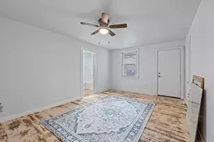 817 W Long St, Stephenville, TX 76401 - Photo 24