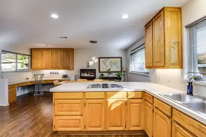 8025 Redwood Drive, Benbrook, TX 76116 - Photo 6