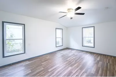10015 Shoreline Drive, Wills Point, TX 75169 - Photo 14