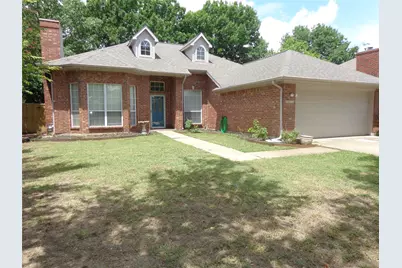 4421 Rosedale Drive, Grand Prairie, TX 75052 - Photo 1
