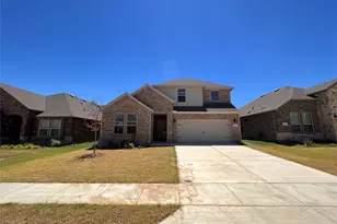 11240 Aspen Trl, Aubrey, TX 76227 - Photo 2