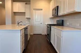 11240 Aspen Trl, Aubrey, TX 76227 - Photo 6