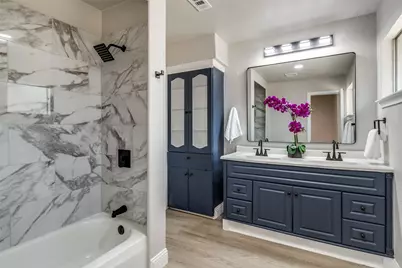 8829 Clearwater Drive, Dallas, TX 75243 - Photo 18