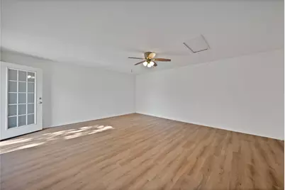 715 E Avenue F, Midlothian, TX 76065 - Photo 16