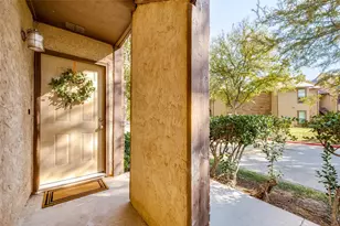 2101 Calico Ln, Arlington, TX 76011 - Photo 2